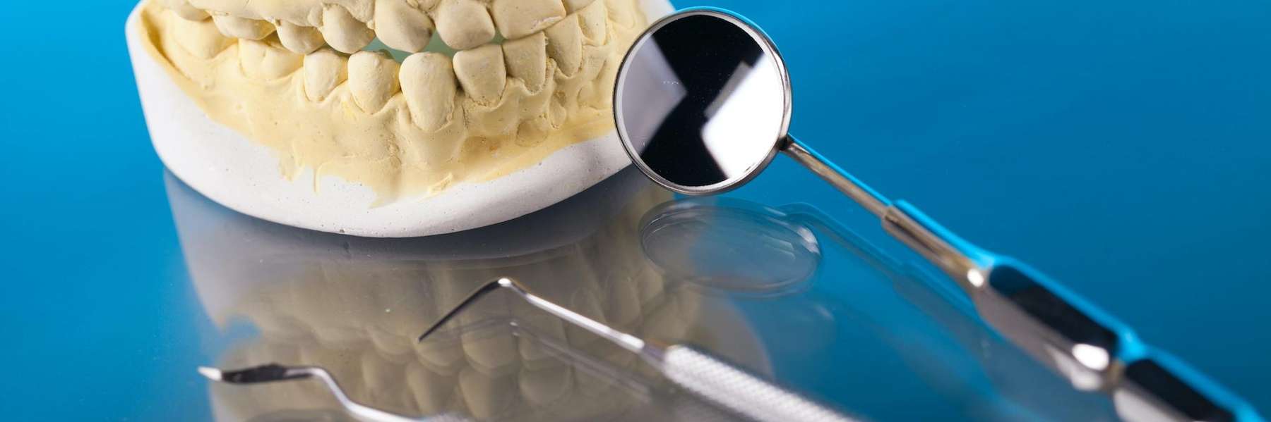 metal free dentistry west seattle | dental tools